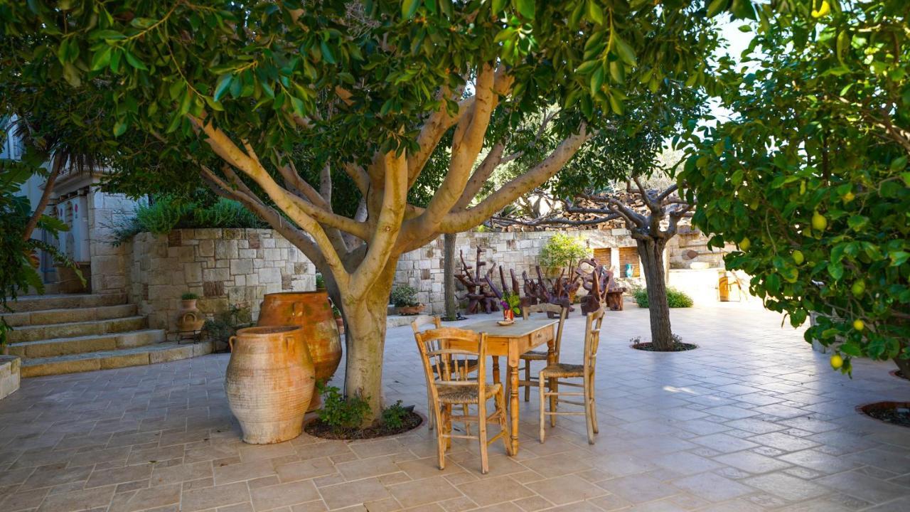 Luxury Villa Allure Dhafnes 외부 사진