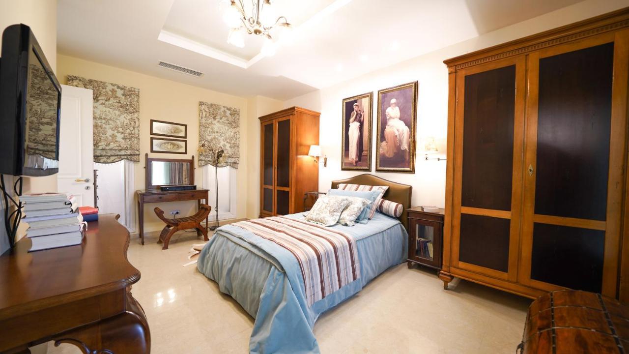 Luxury Villa Allure Dhafnes 외부 사진