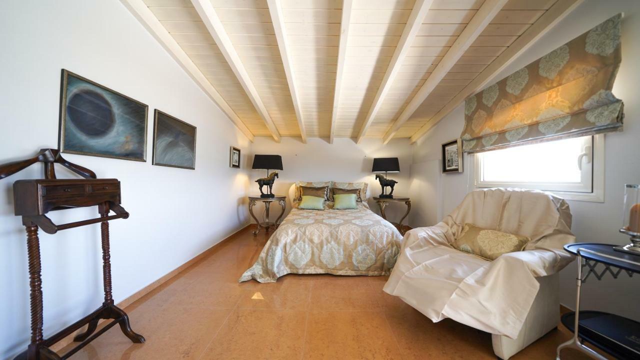 Luxury Villa Allure Dhafnes 외부 사진