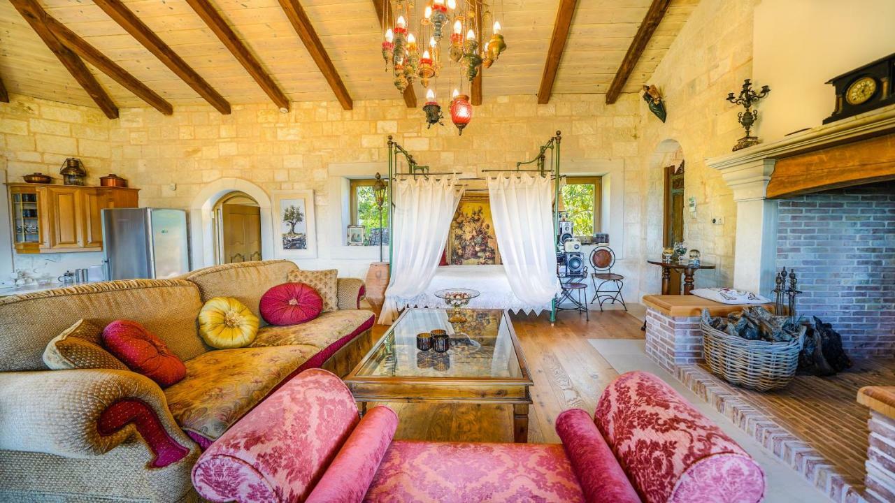 Luxury Villa Allure Dhafnes 외부 사진